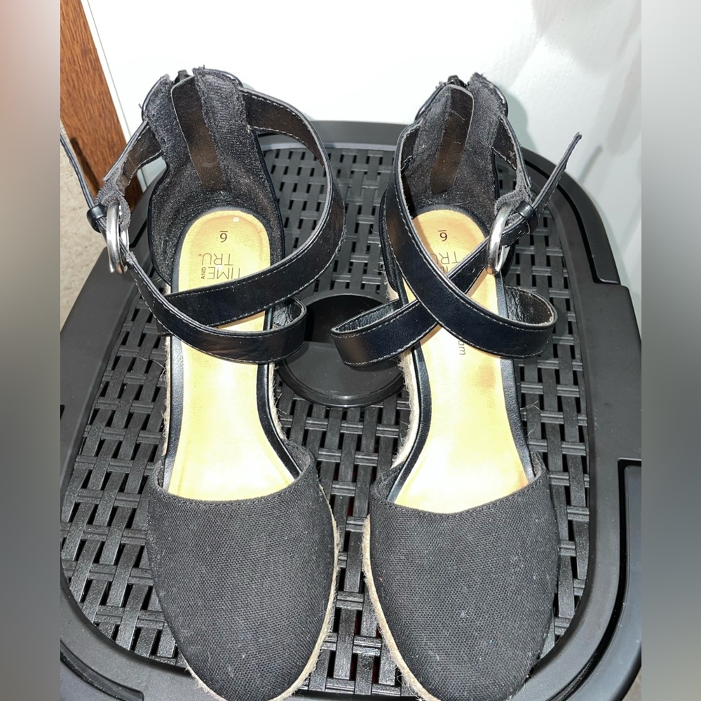 Time and tru platforms